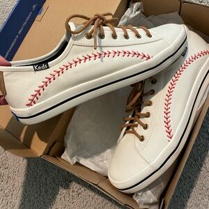 KEDS size 8 baseball shoe women’s